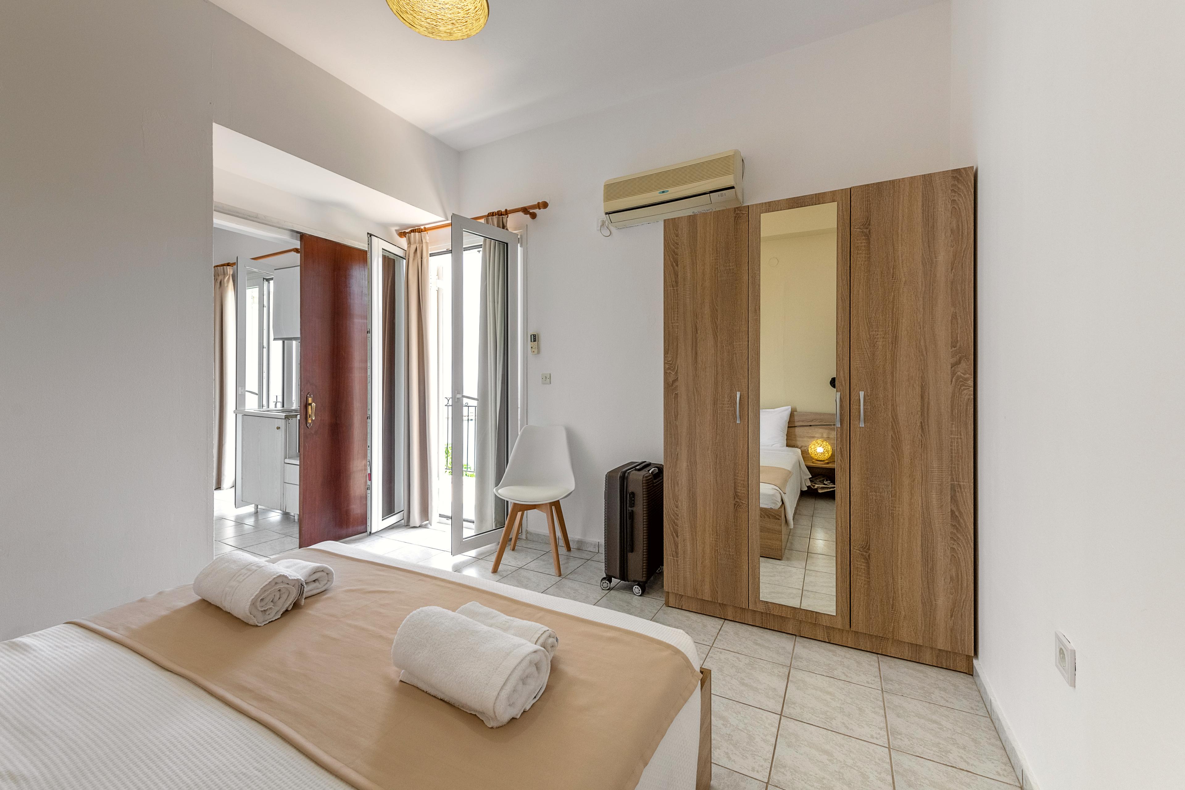 Faro Del Porto Apartment Poros  Exterior photo